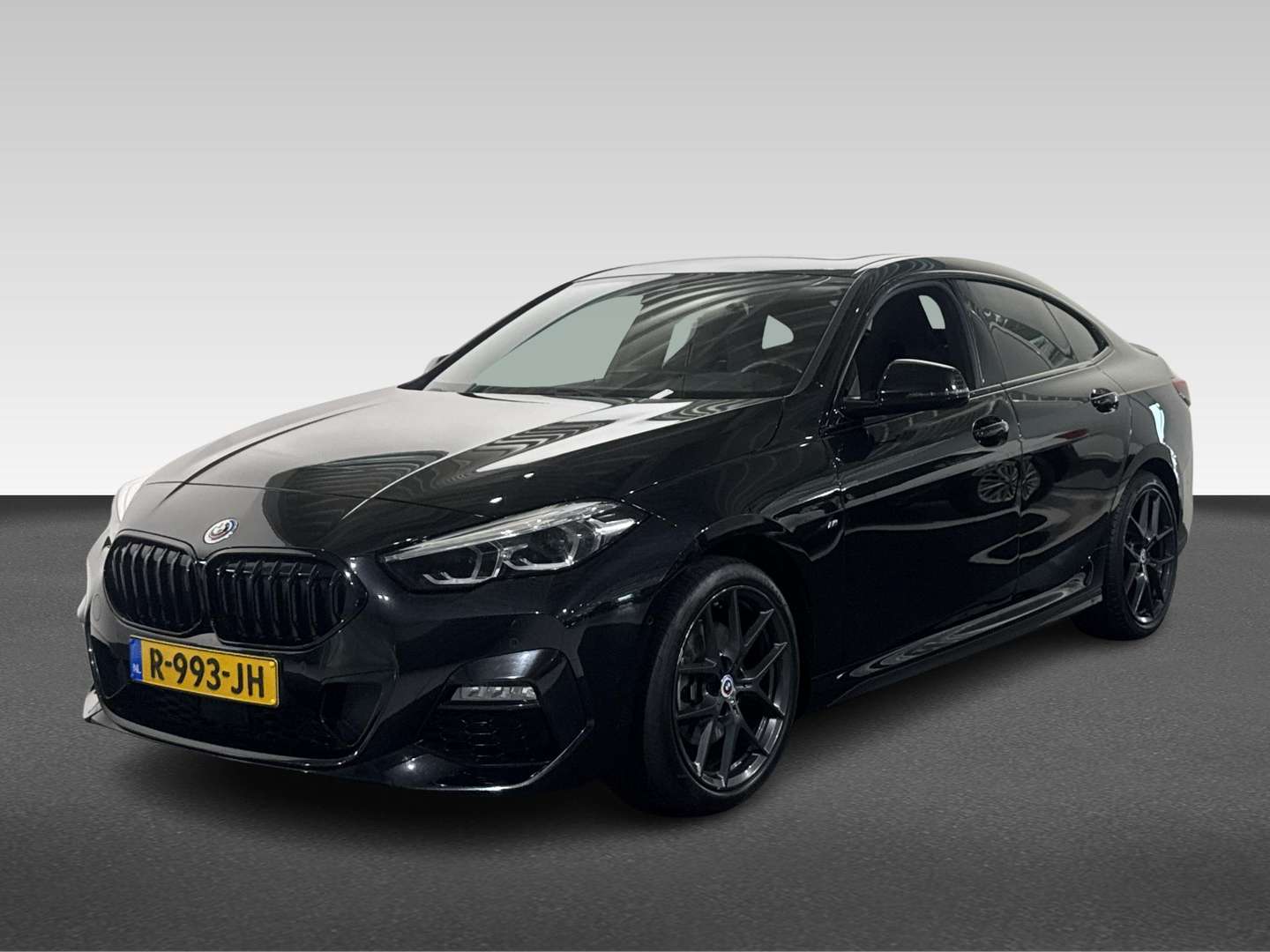 BMW 218 nuo 460 €/ mėn Benzinas 2022m. Sedanas Automatinė
