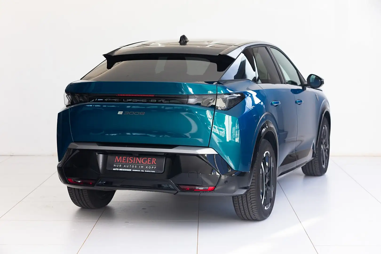 Peugeot 3008 Elektro 210 73kWh GT Blau - 2
