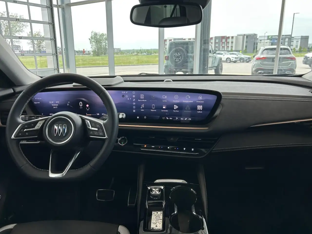 Buick Envision снимка Buick Envision