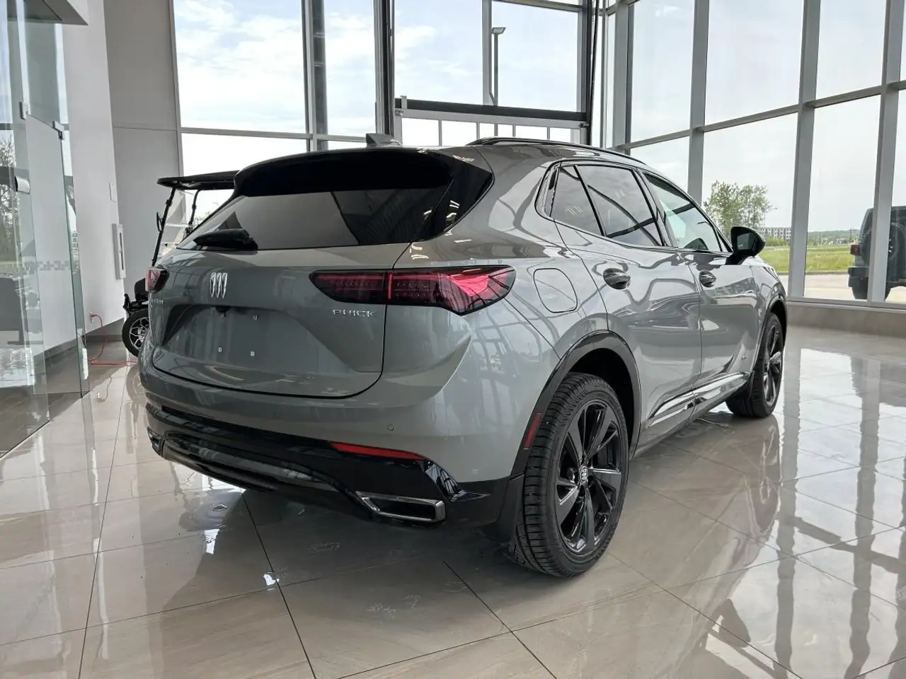 Buick Envision снимка Buick Envision