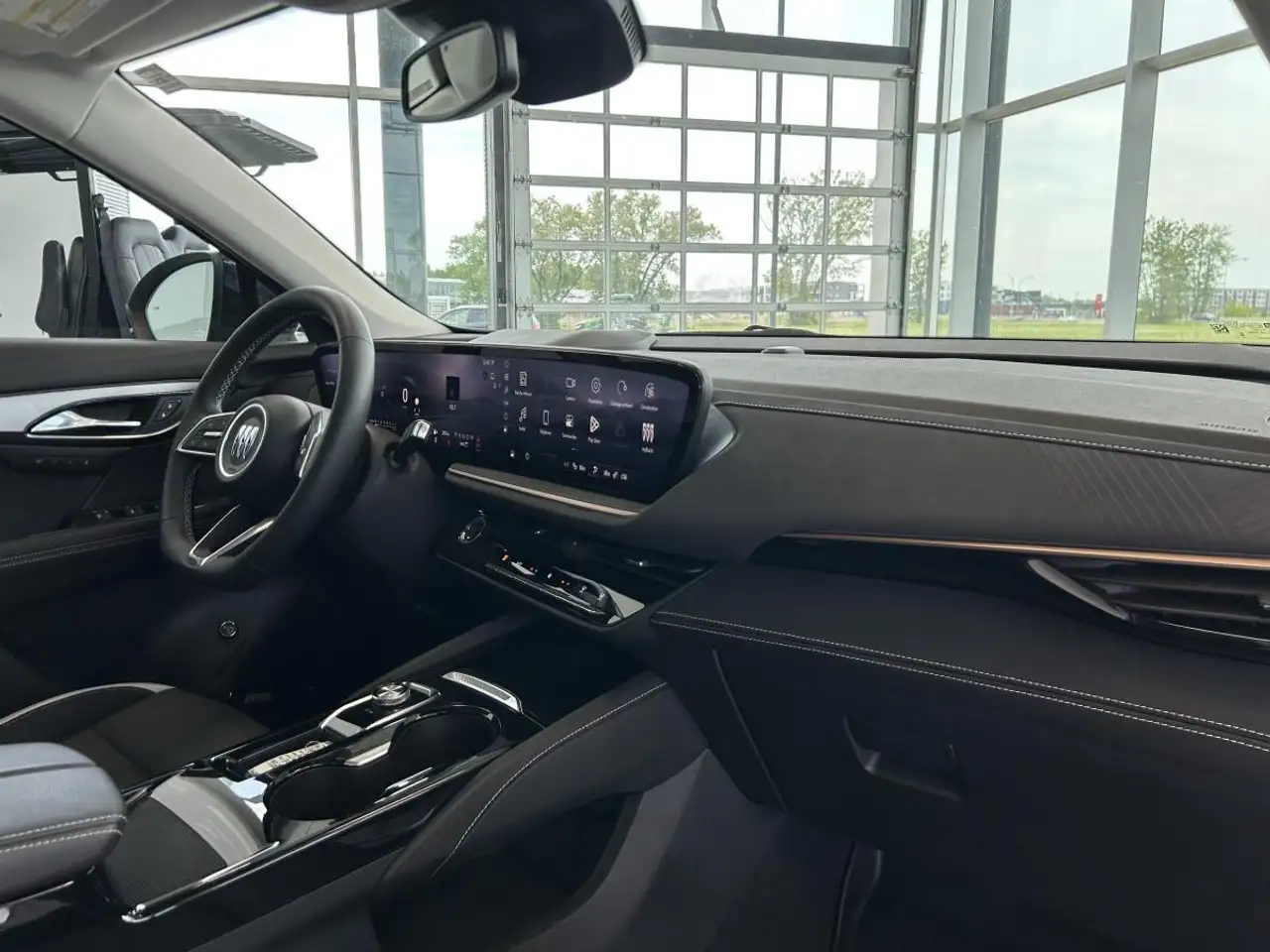 Buick Envision снимка Buick Envision