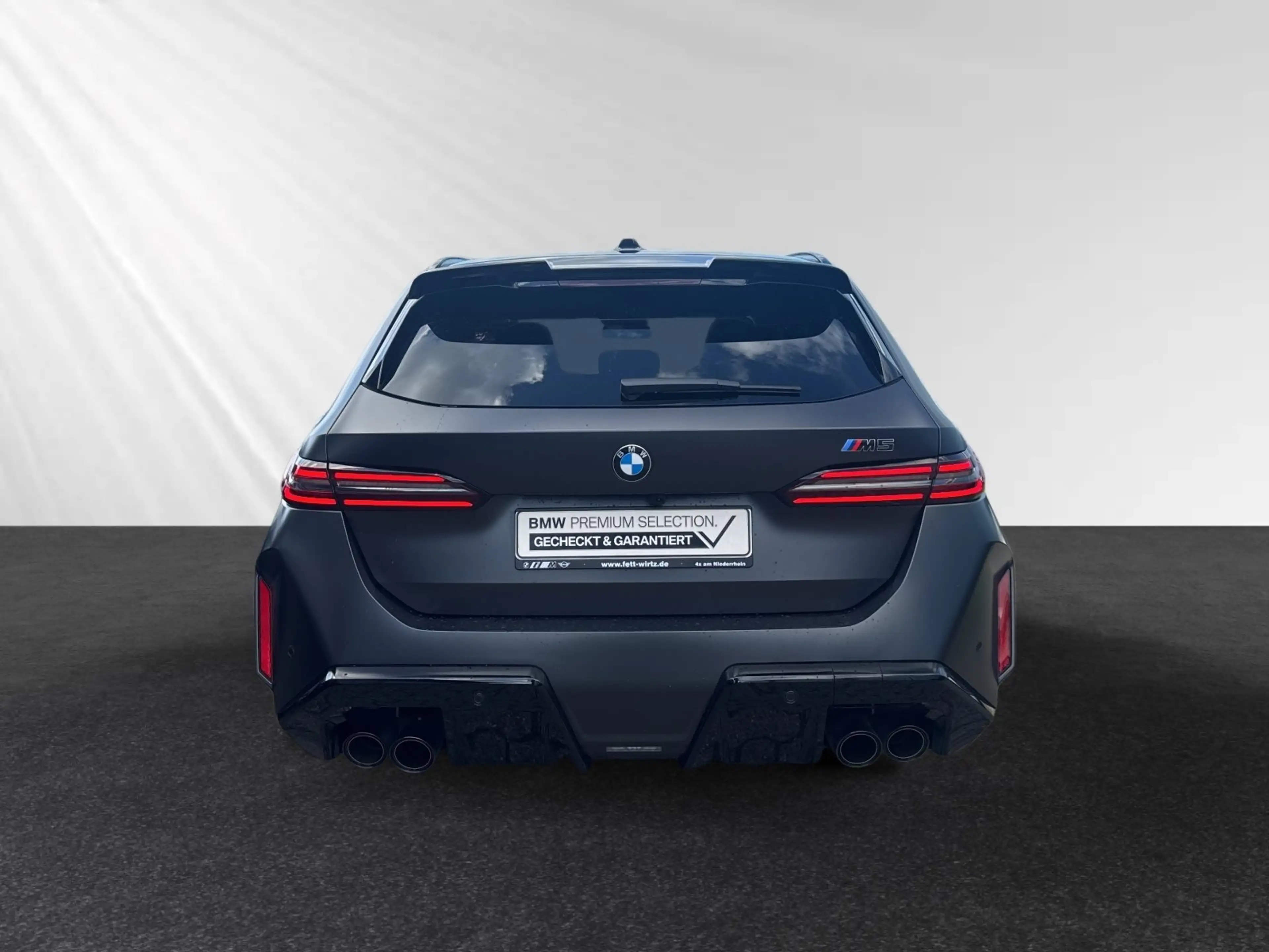 BMW M5 Touring MDriversPackage|AHK|Pano|DA-Prof. — photo 8