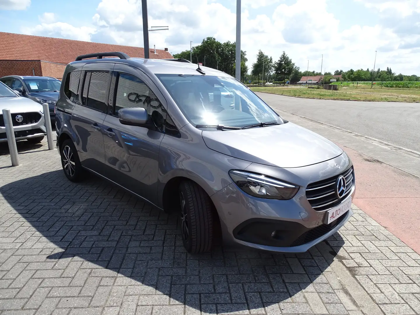 Mercedes-Benz T-Class T 180 d Automatik Progressive LICHTE VRACHT!!! Grijs - 2