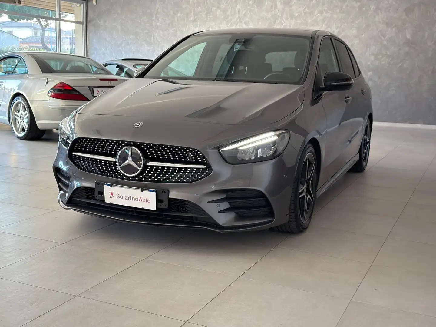 Mercedes-Benz B 180 Classe B Premium auto- AMG Line-Full Service Merce Grigio - 2