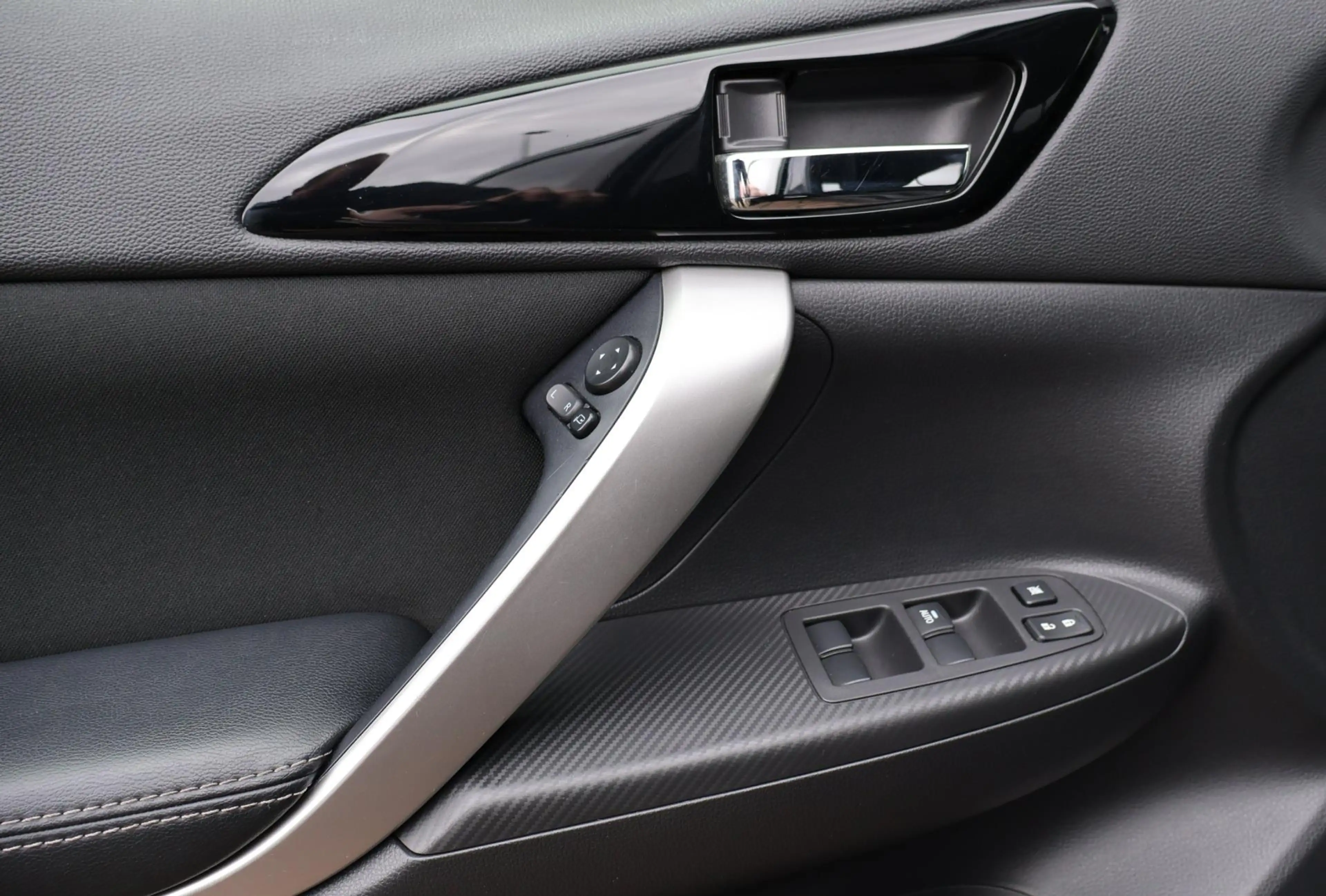 Mitsubishi Eclipse Cross 1.5 DI-T Intense Camera/Automaat/PDC/Trekhaak — photo 18