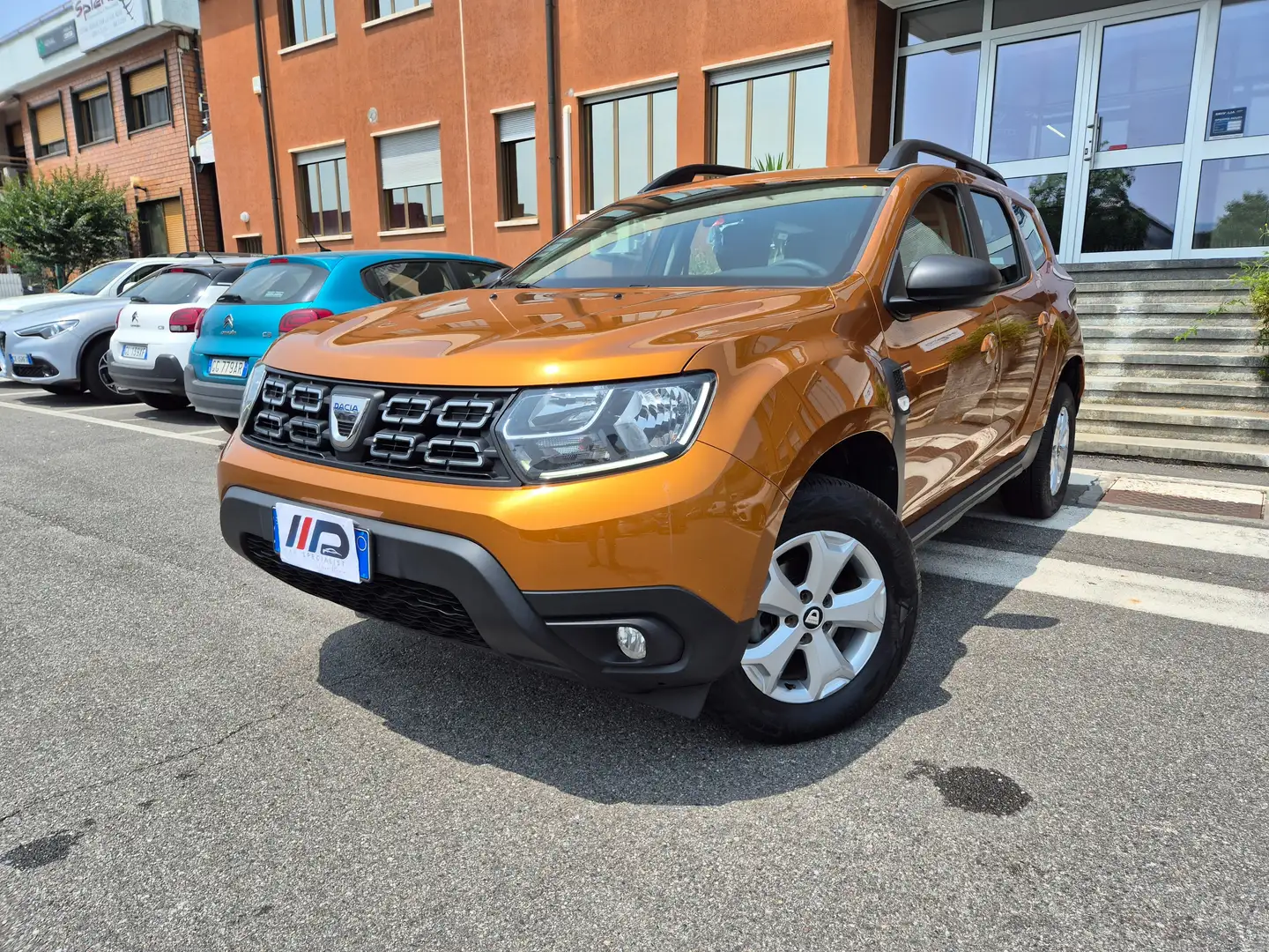 Dacia Duster 1.0 tce Comfort Eco-g 4x2 100cv Arancione - 1