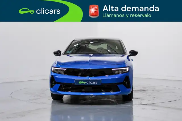 Opel Astra view 2