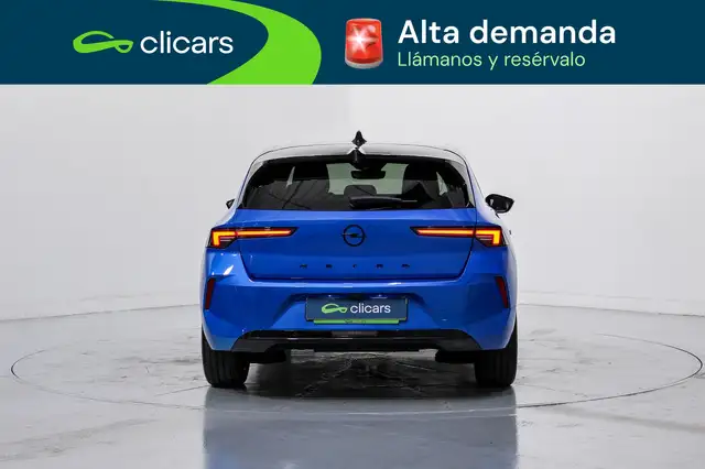 Opel Astra view 4
