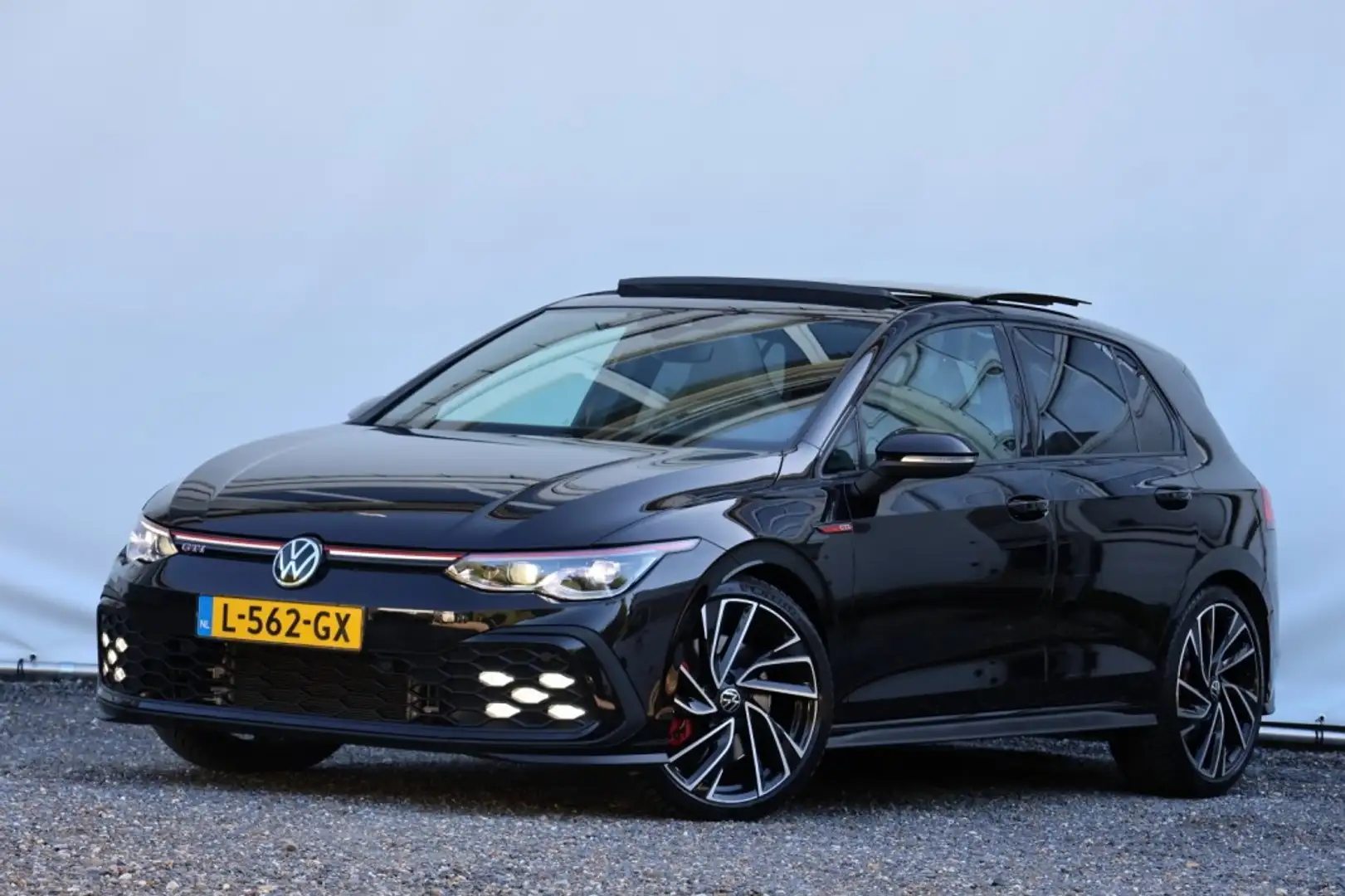 Volkswagen Golf 2.0 TSI GTI - 245 pk **Pano / IQ Light / Harman Ka Noir - 2