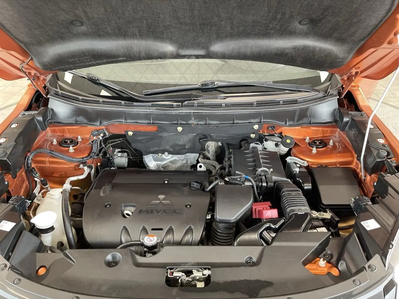 Mitsubishi RVR снимка Mitsubishi RVR