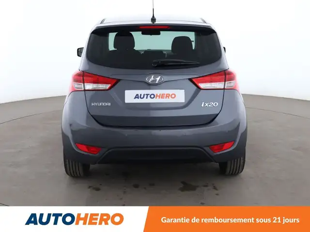 Hyundai Ix20 view 5