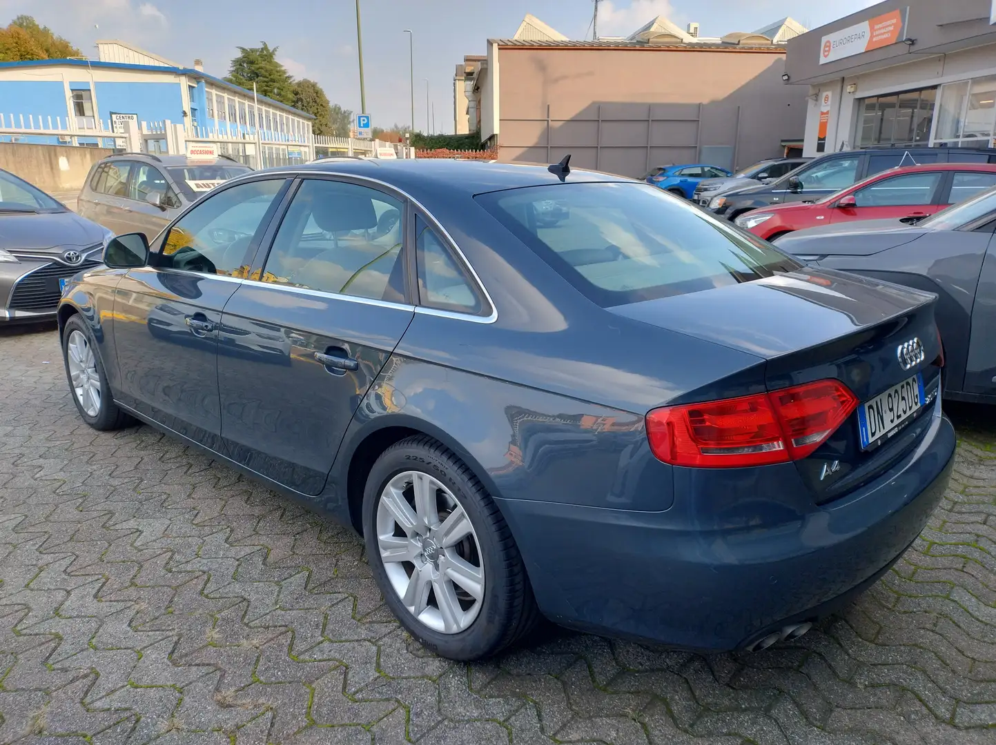 Audi A4 A4 IV 2007 Berlina 2.0 tdi fap Grigio - 2