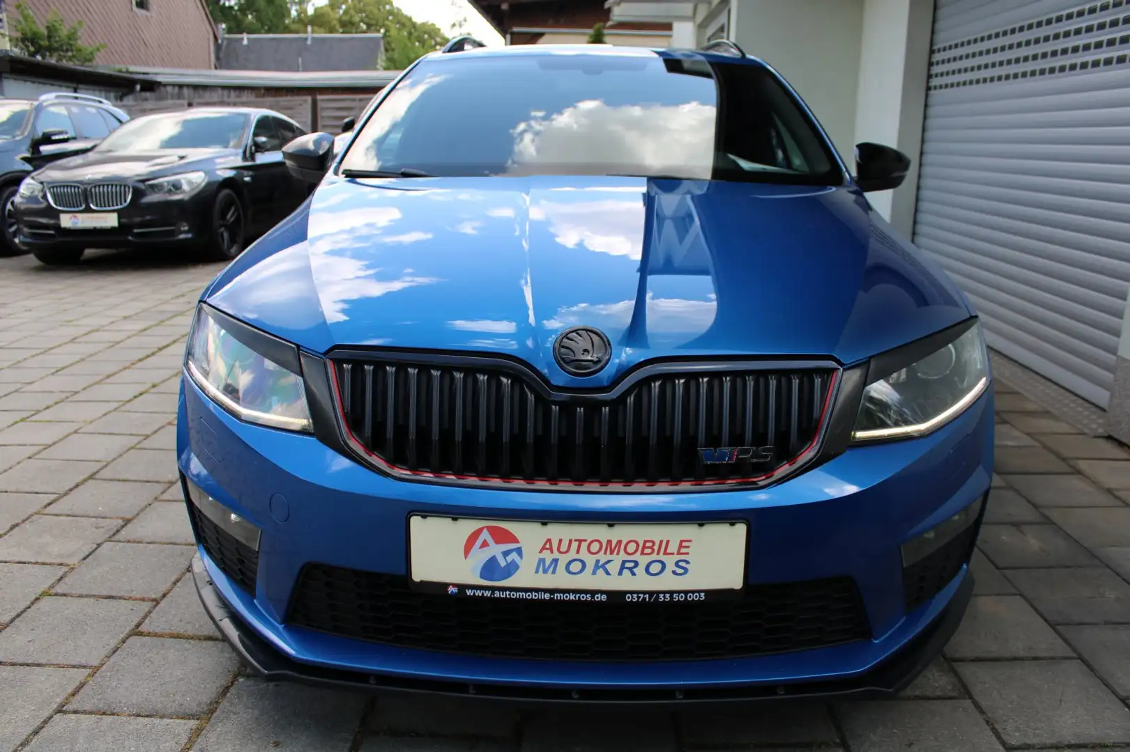 Skoda Octavia Combi 2.0 TDI RS BiXenon Leder Navigation Tempomat Blauw - 2