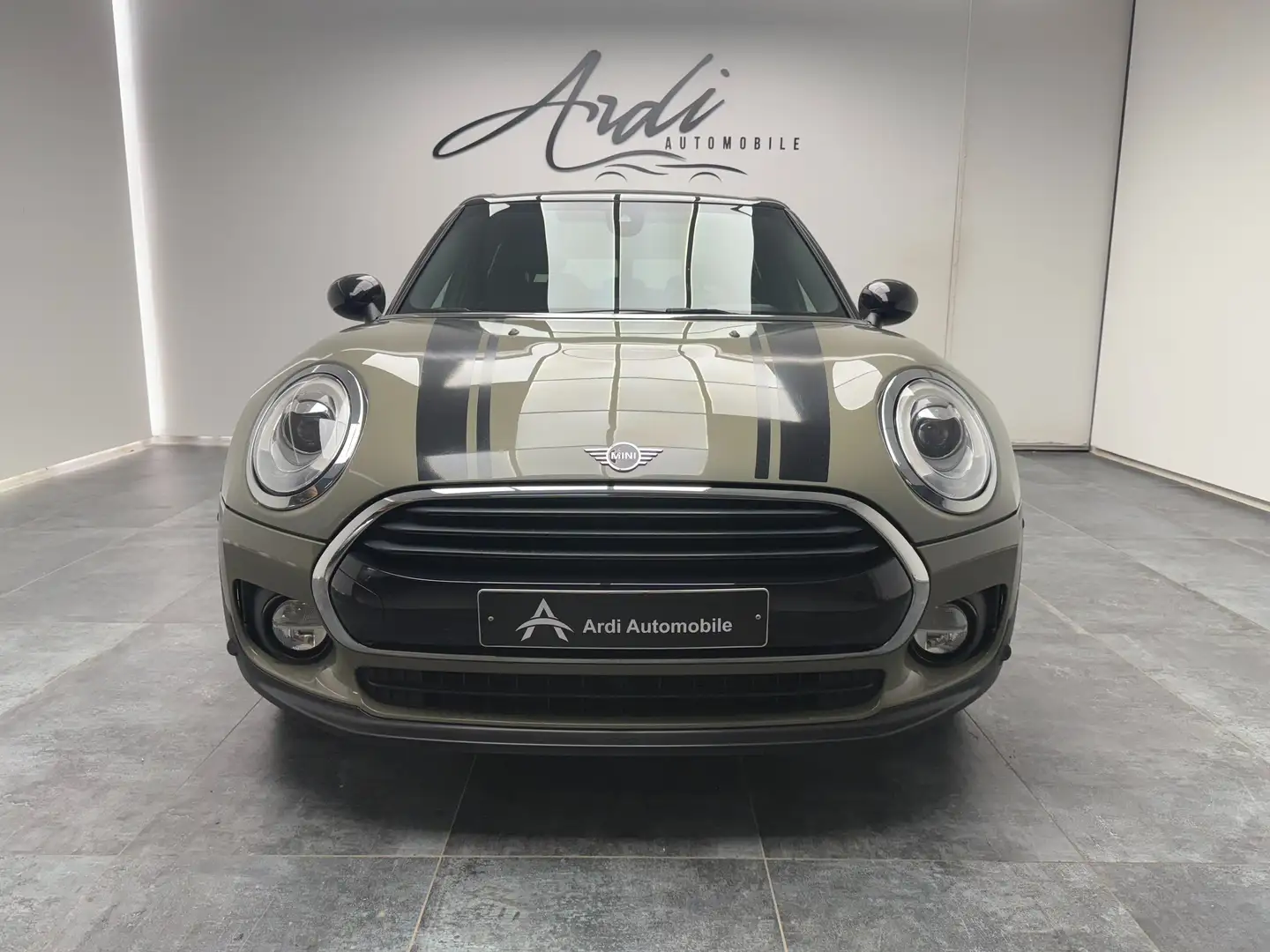 MINI Cooper Clubman Mini Clubman 1.5A*CARPLAY*1ER PROP*GARANTIE* Gris - 2