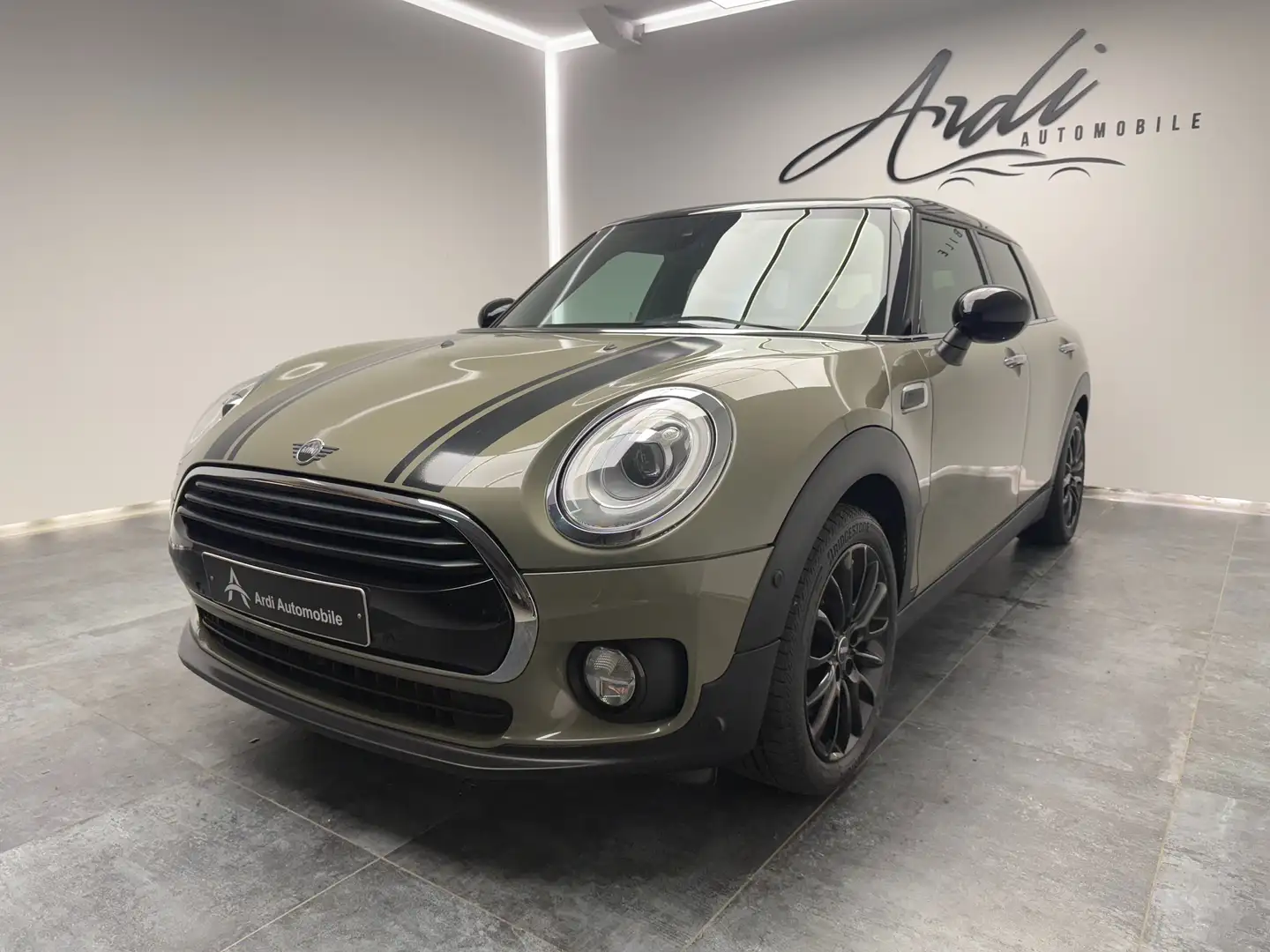 MINI Cooper Clubman Mini Clubman 1.5A*CARPLAY*1ER PROP*GARANTIE* Gris - 1