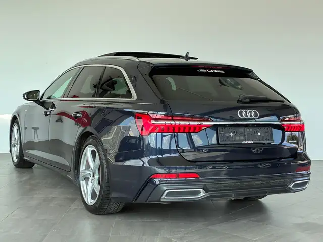 Audi A6 view 16