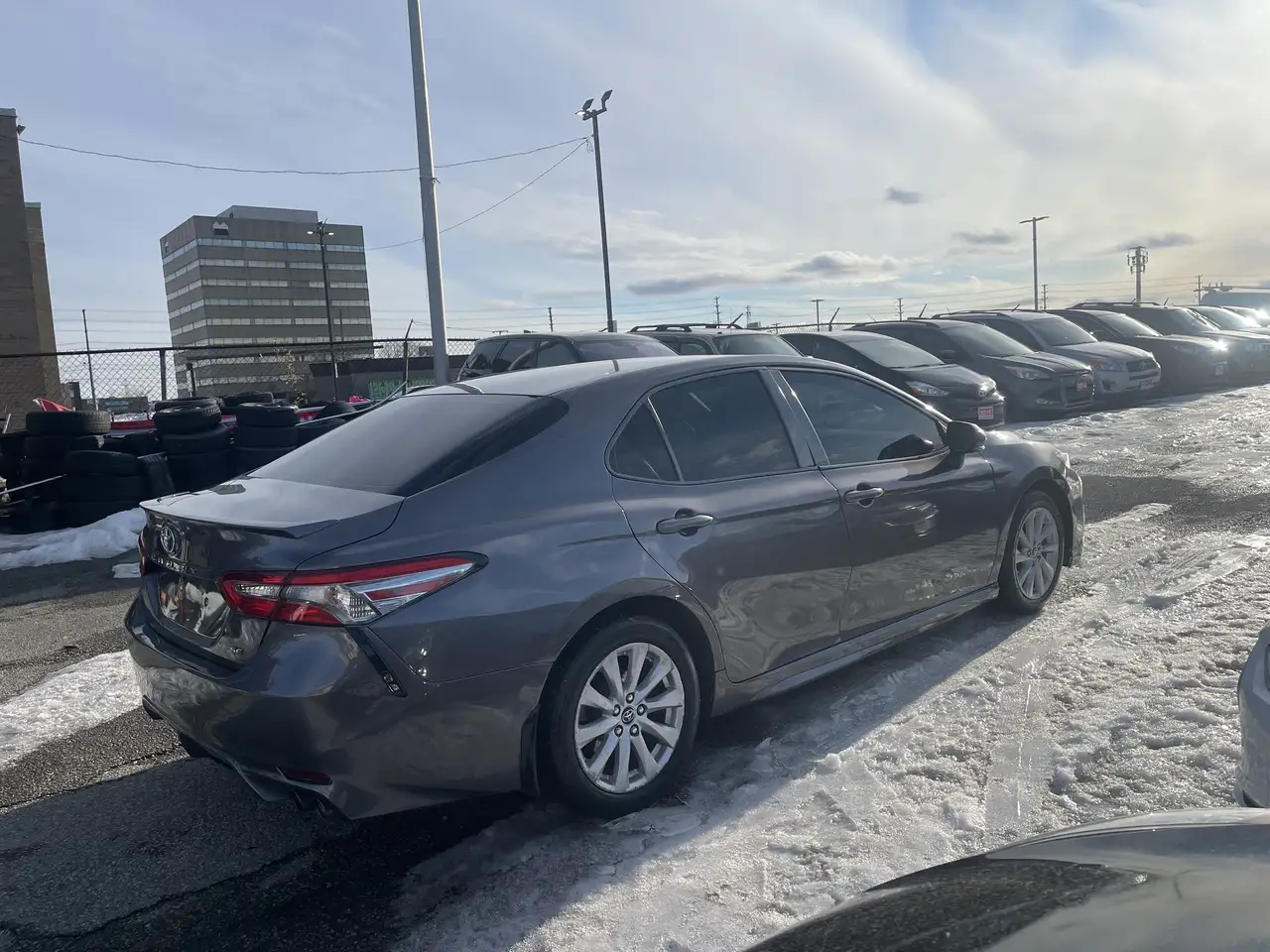 Toyota Camry снимка Toyota Camry