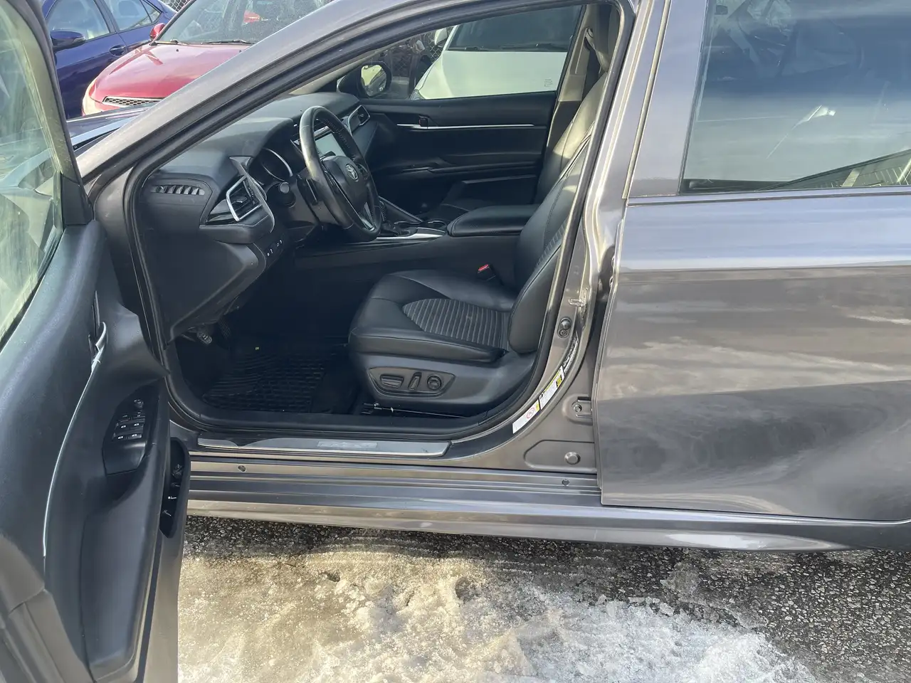 Toyota Camry снимка Toyota Camry