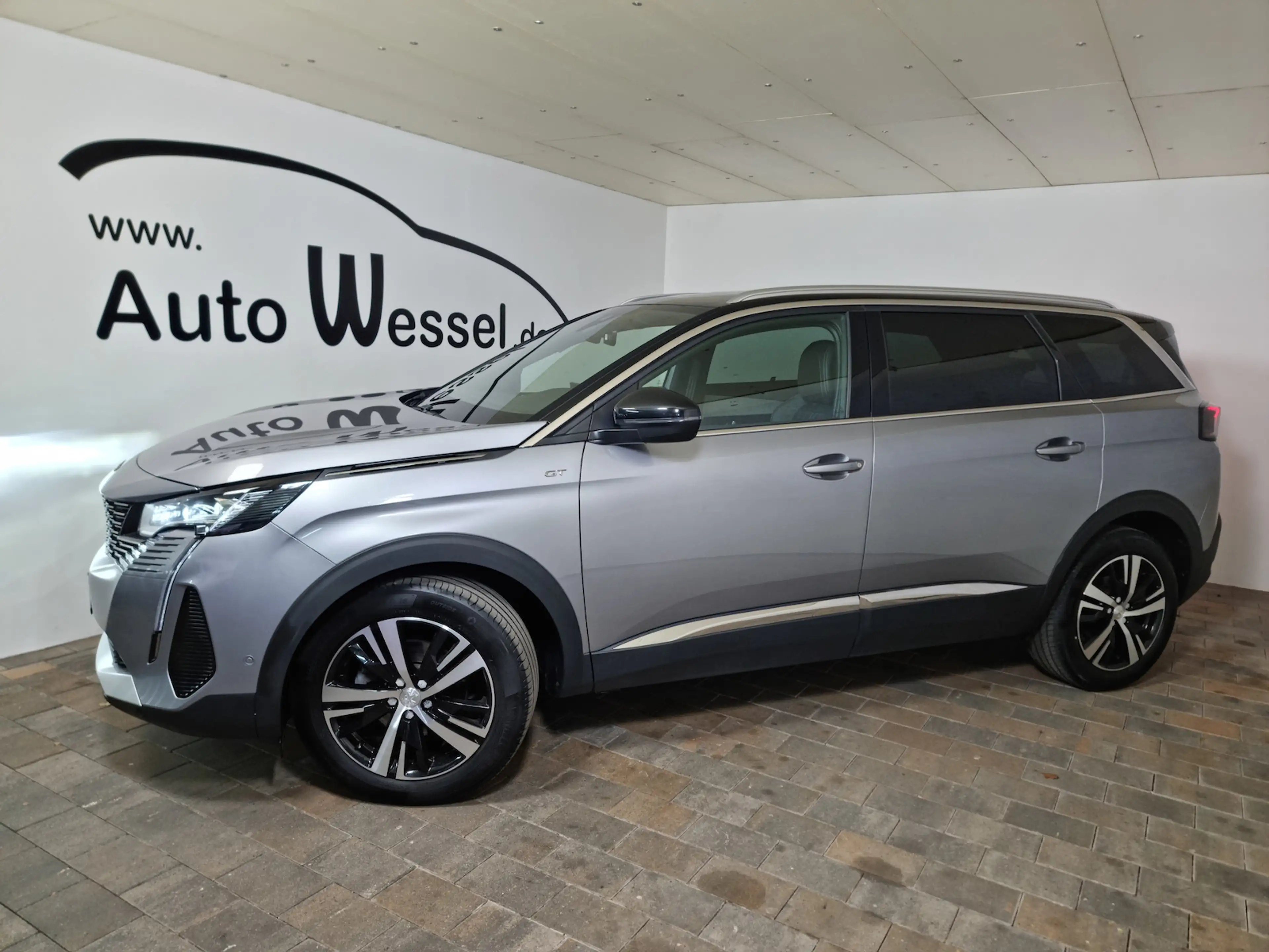 Peugeot 5008 GT LED APP SHZ Kamera Digital Navi 7-Sitzer — photo 4