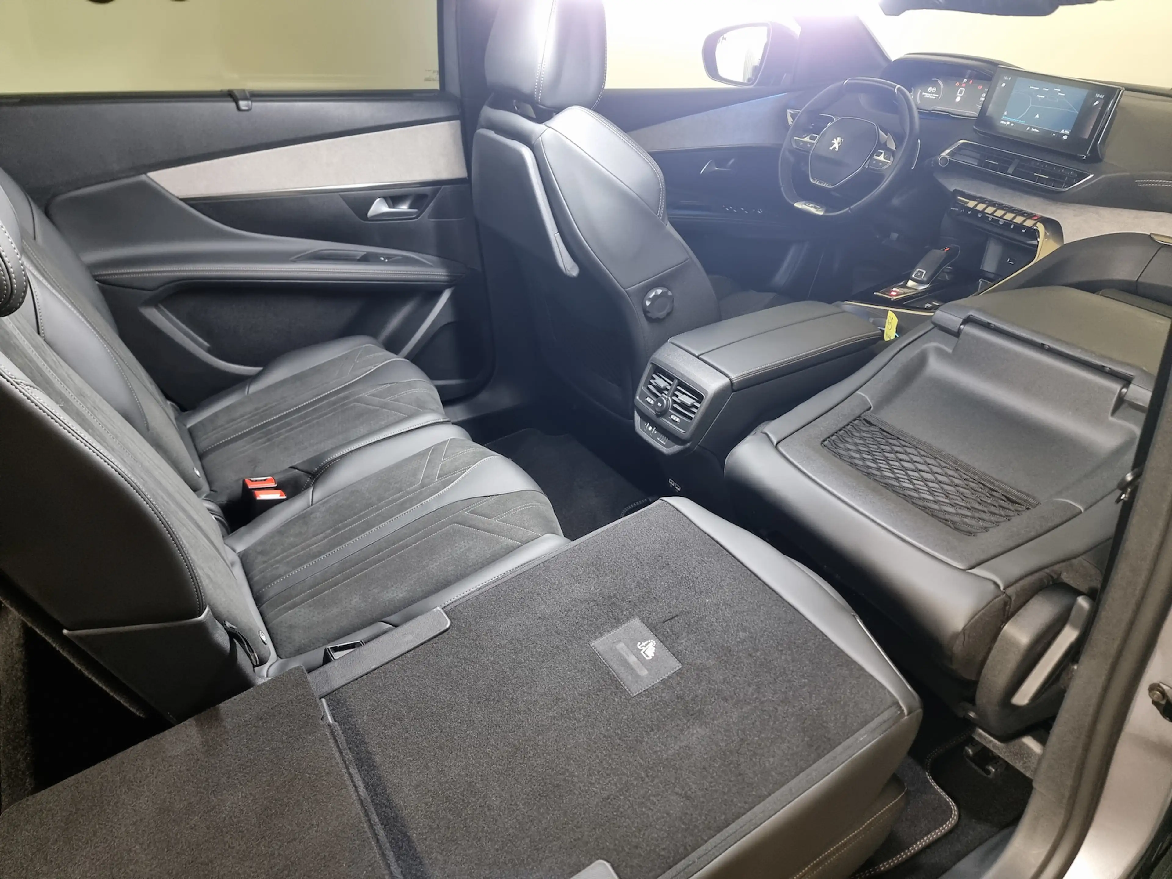 Peugeot 5008 GT LED APP SHZ Kamera Digital Navi 7-Sitzer — photo 8