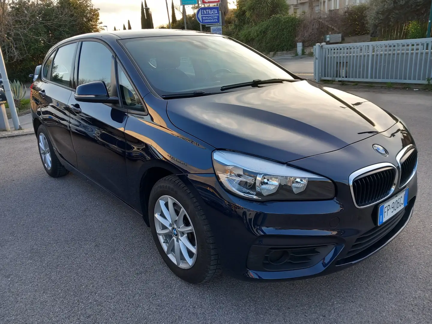 BMW 216 216d Active Tourer Advantage my15 - 1
