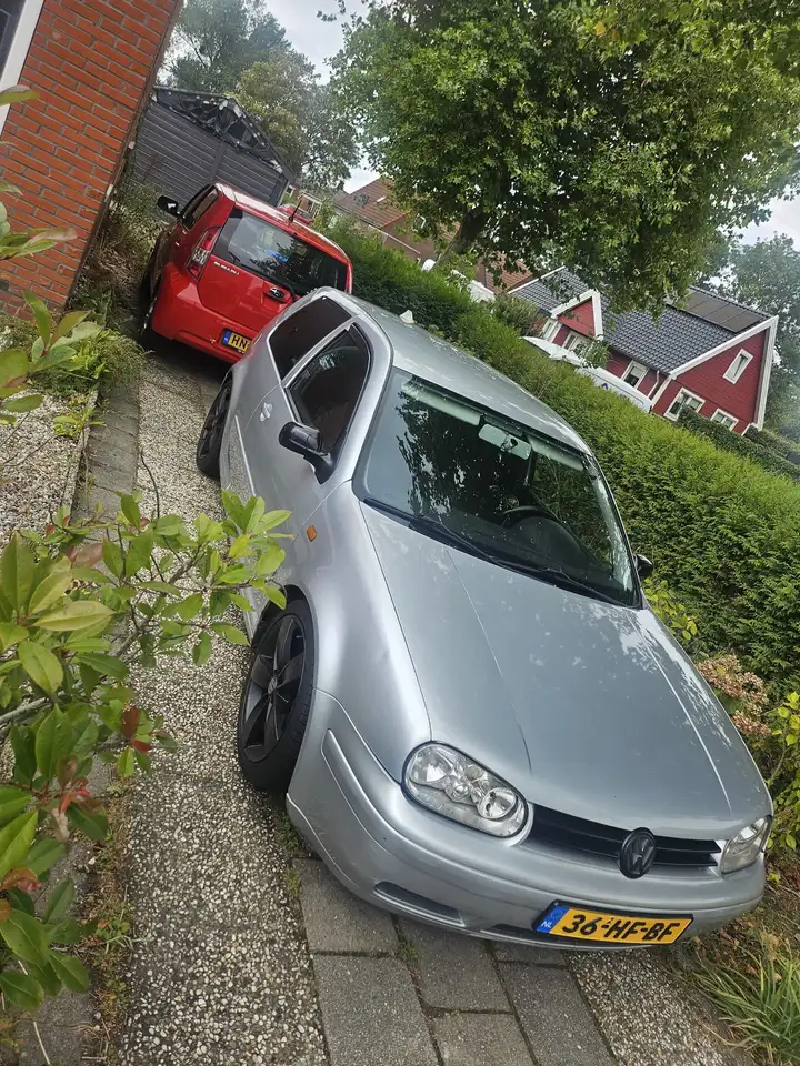 Volkswagen Golf 1.6 Trendline, foto 1