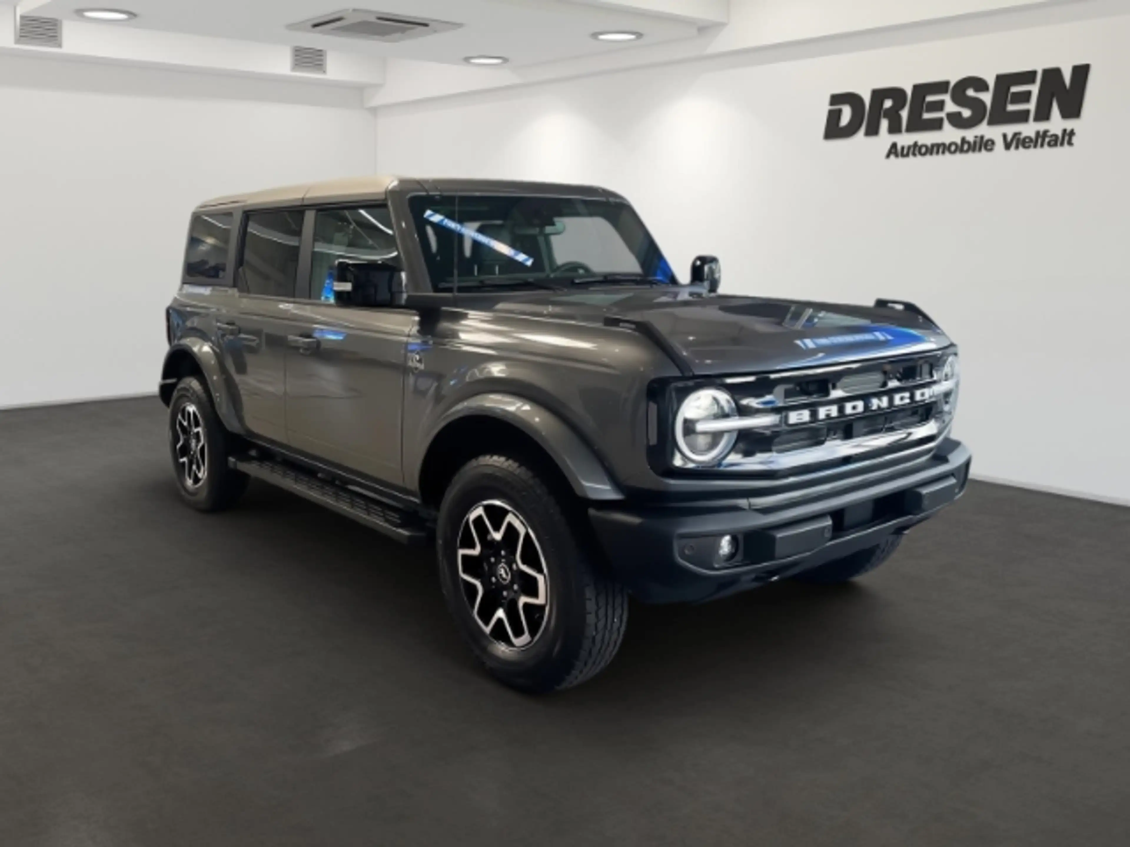 Ford Bronco Outer Banks+Lenkradheizung+Sitzheizung+Navi+360 Gr — photo 2