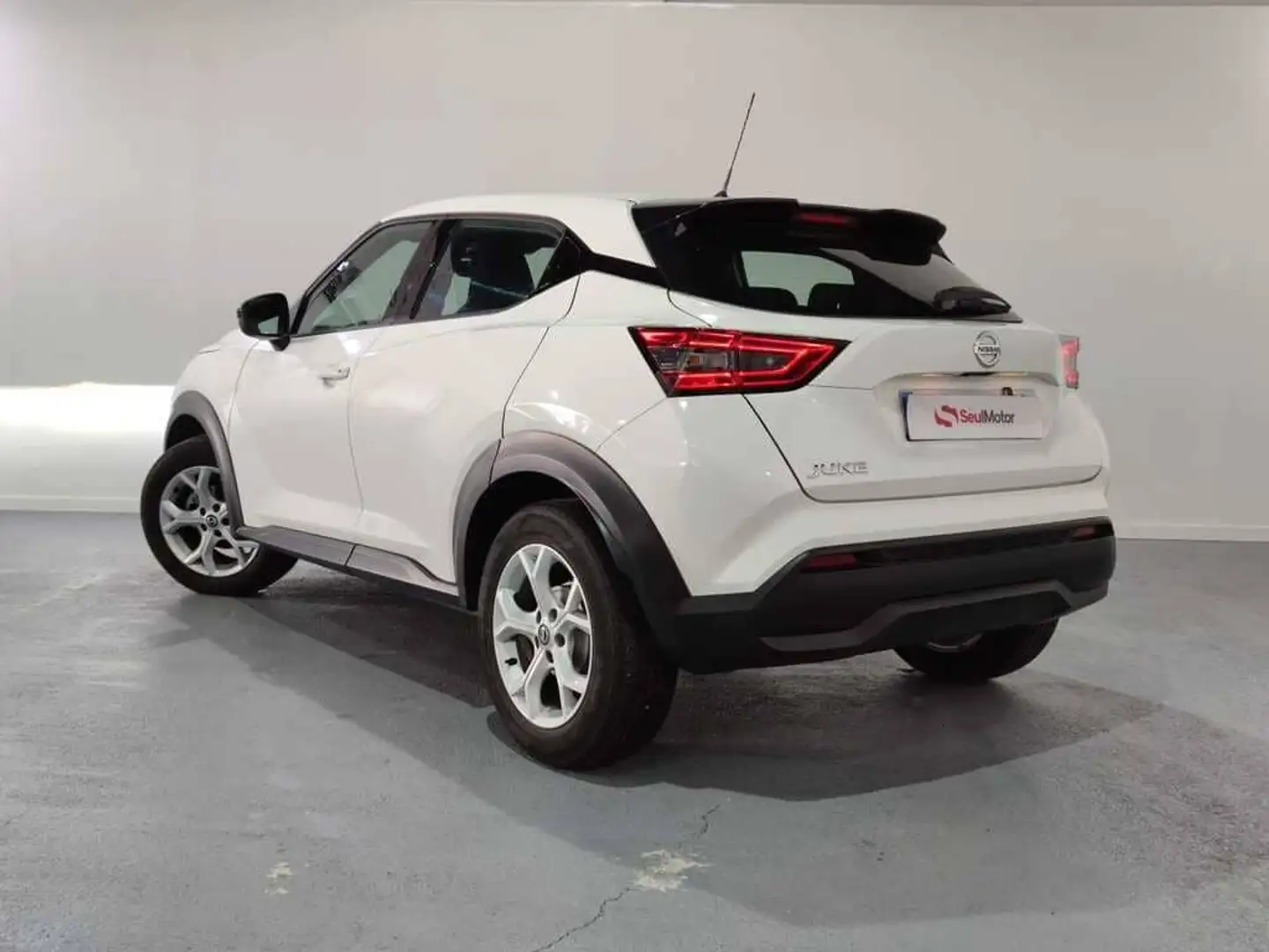 Nissan Juke 1.0 DIG-T Acenta 4x2 114 Blanc - 2