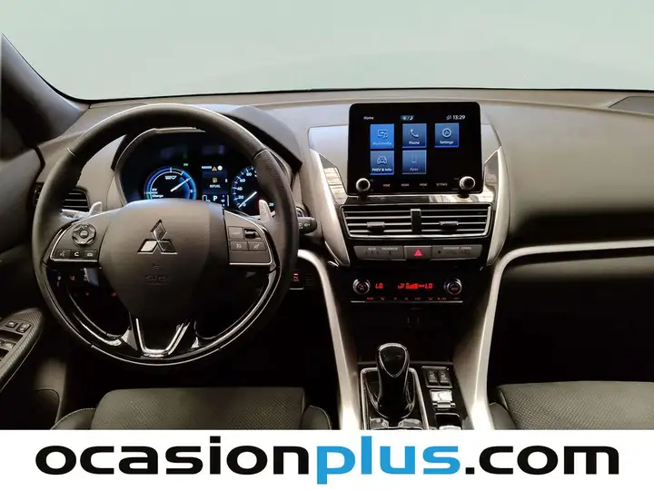 Mitsubishi Eclipse Cross 2025, foto 9