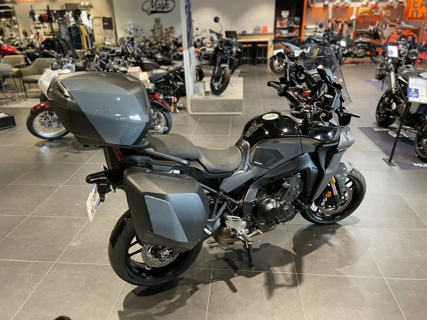 Yamaha Tracer 9 GT Gri - 2