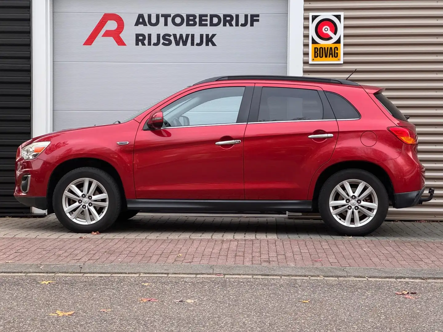 Mitsubishi ASX 1.6 Cleartec Intense Pano/Bluetooth/Trekhaak Rood - 2