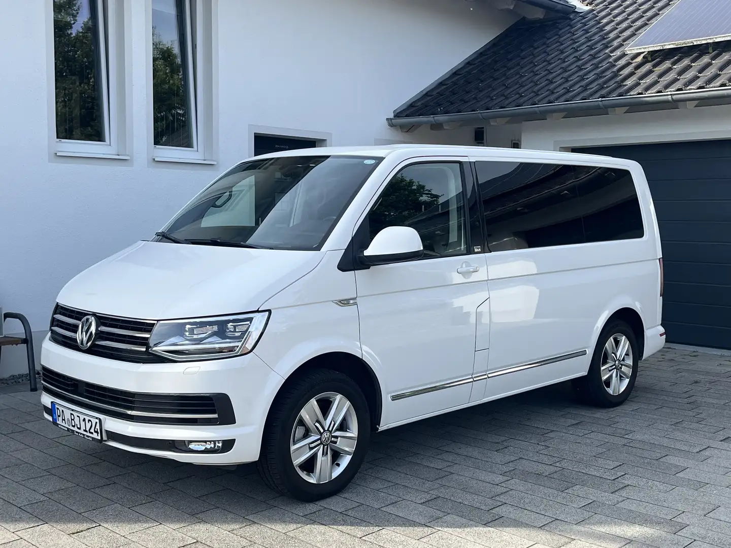 Volkswagen T6 Multivan Multivan DSG Generation Six AHK ACC LED NAVI SHZ Blanc - 1