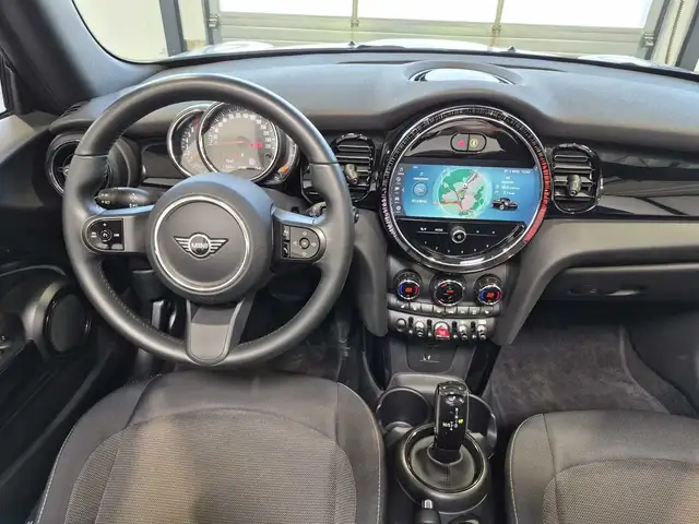 Mini Cooper Cooper view 9
