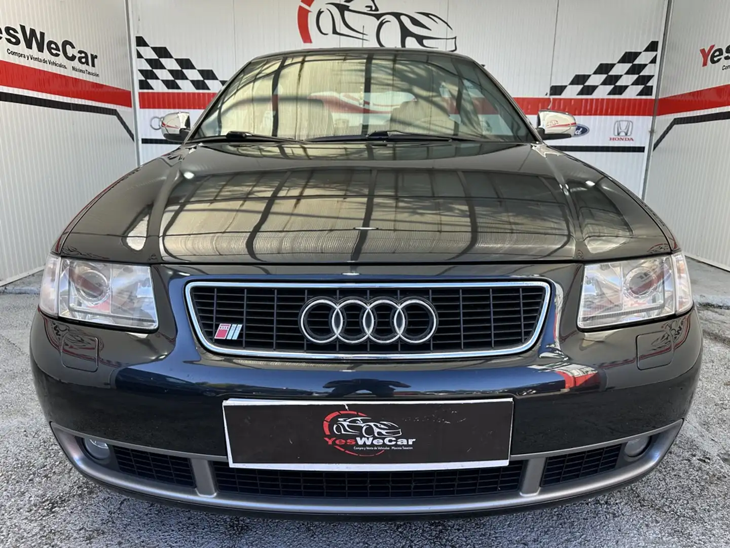 Audi S3 1.8 T quattro Noir - 2