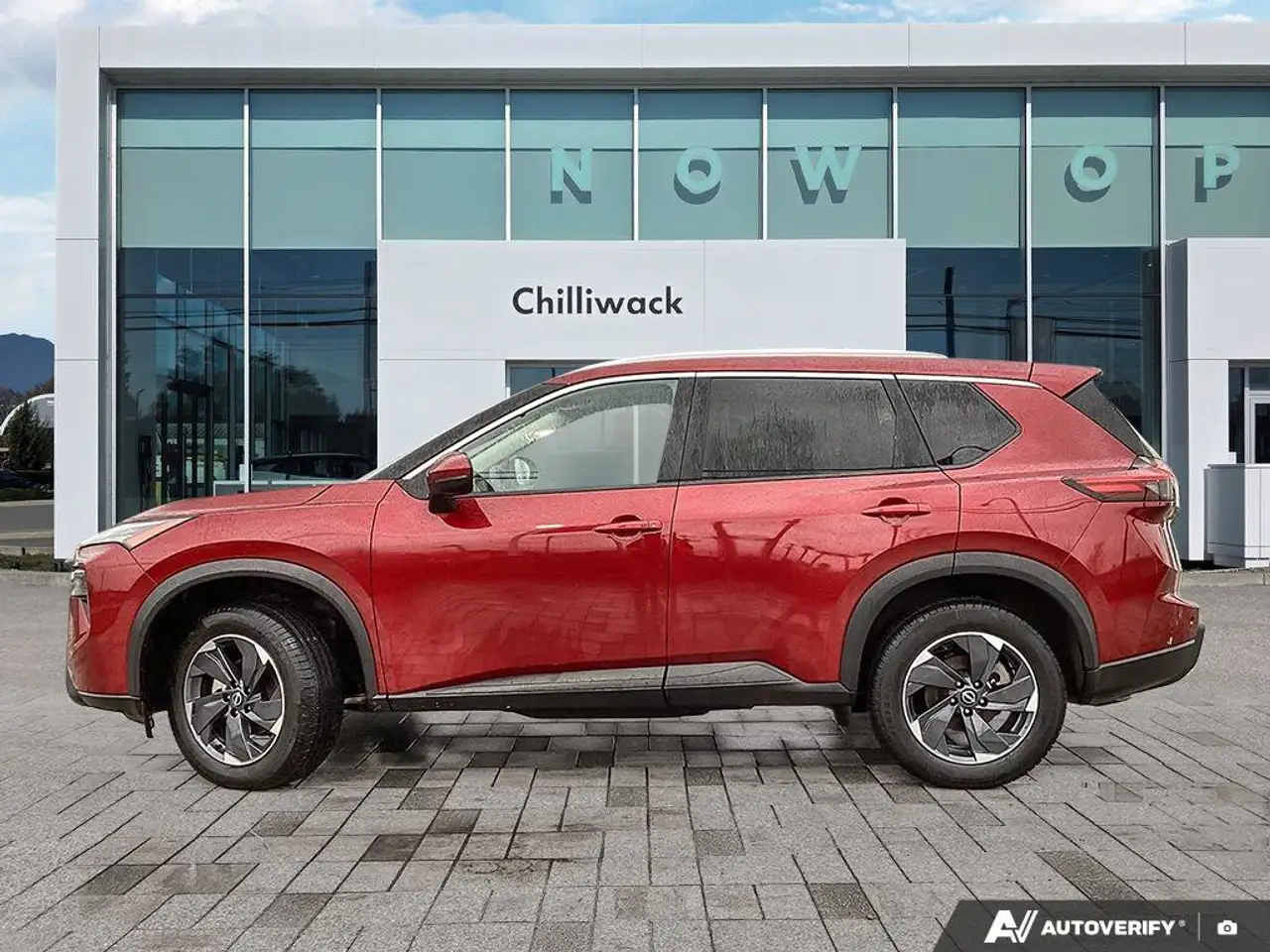Nissan Rogue снимка Nissan Rogue