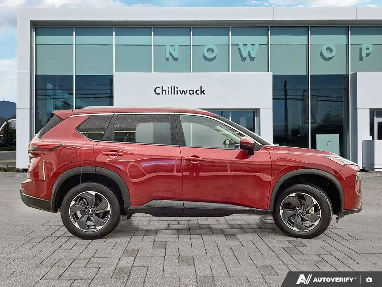 Nissan Rogue снимка Nissan Rogue