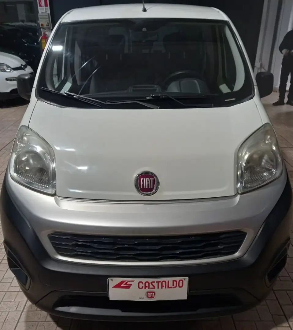 Fiat Fiorino 1.4 8V 77CV M1 5 POSTI VETTURA Blanco - 1