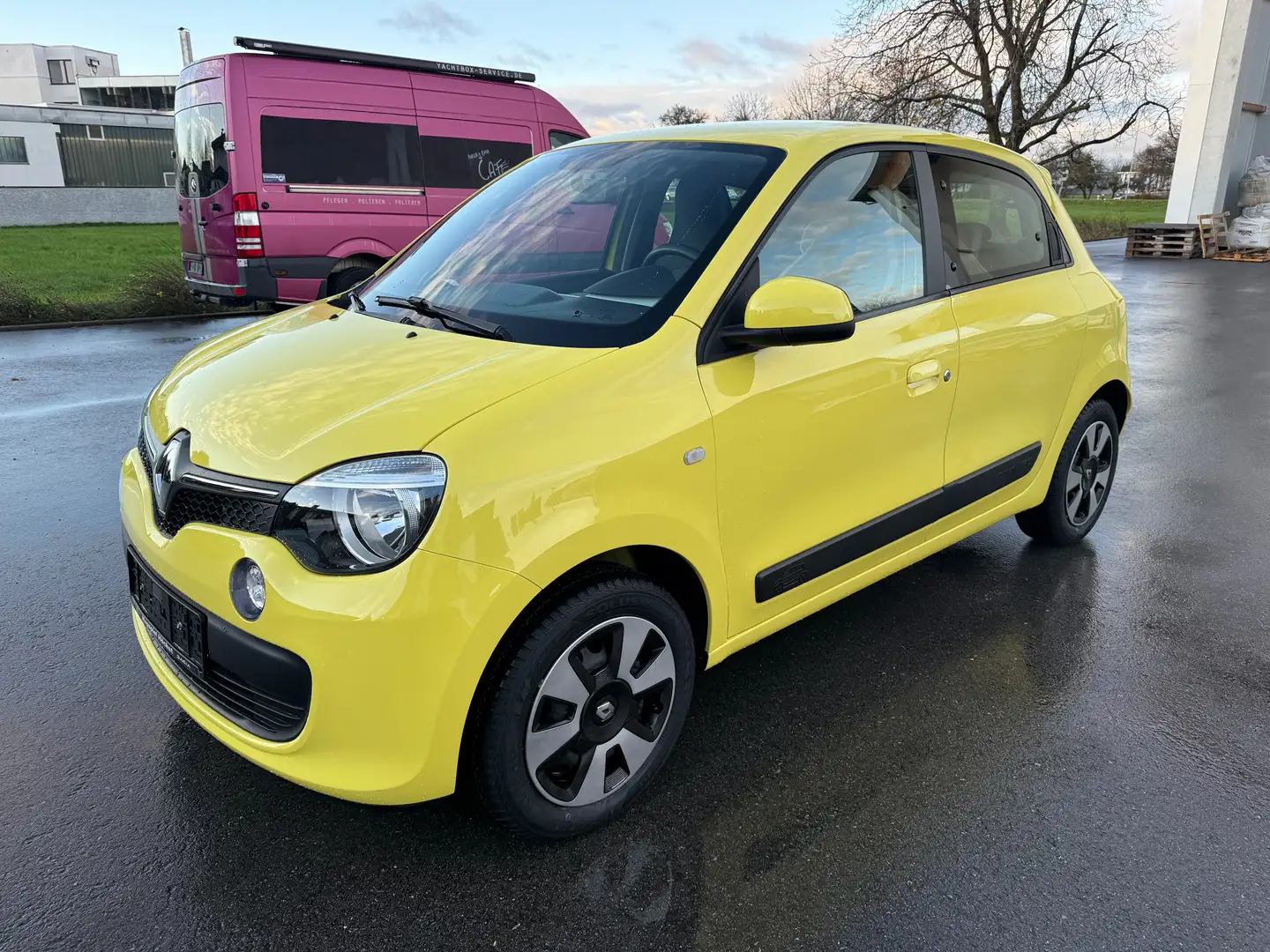 Renault Twingo Twingo SCe 70 Life Service Tüv Reifen neu Gelb - 1