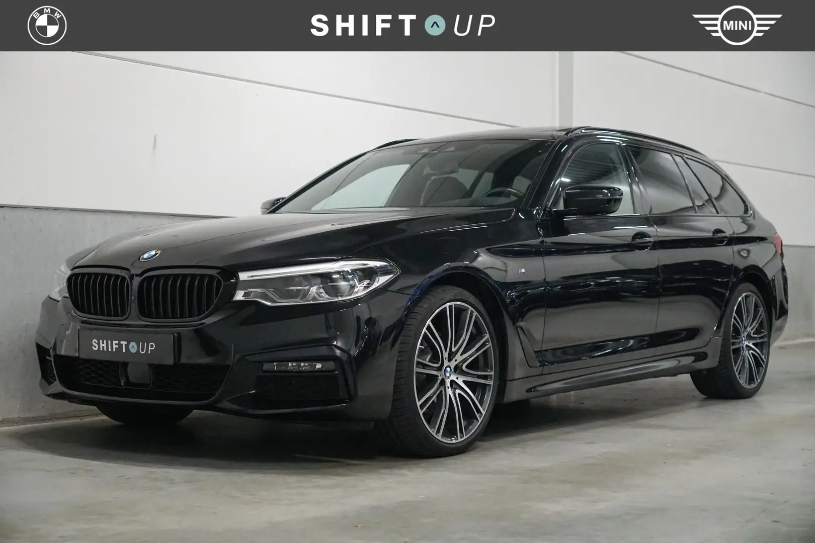 BMW 520 5-serie Touring 520i M-Sport | Panoramadak | Stoel Noir - 1