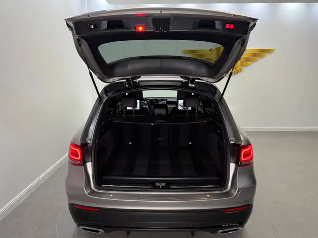 Mercedes-Benz GLC view 24