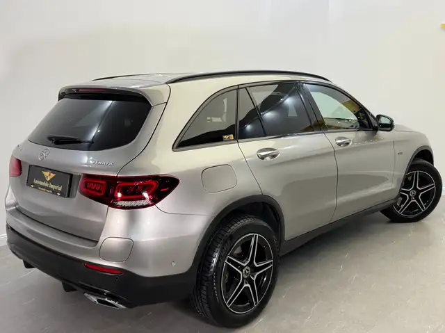 Mercedes-Benz GLC view 4