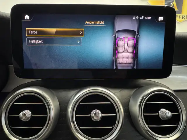 Mercedes-Benz GLC view 30