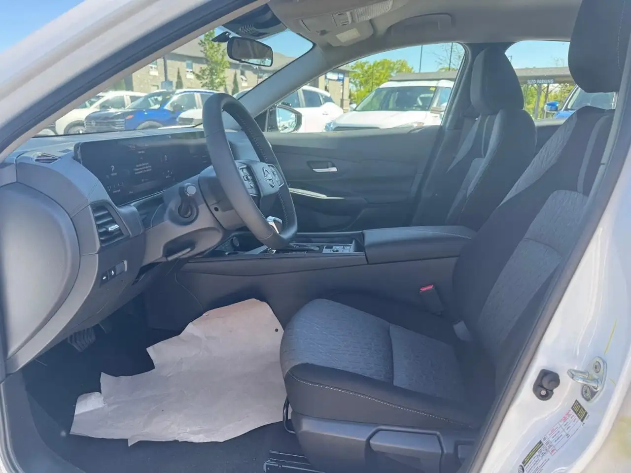 Nissan Sentra снимка Nissan Sentra