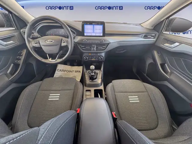 Ford Focus view 10