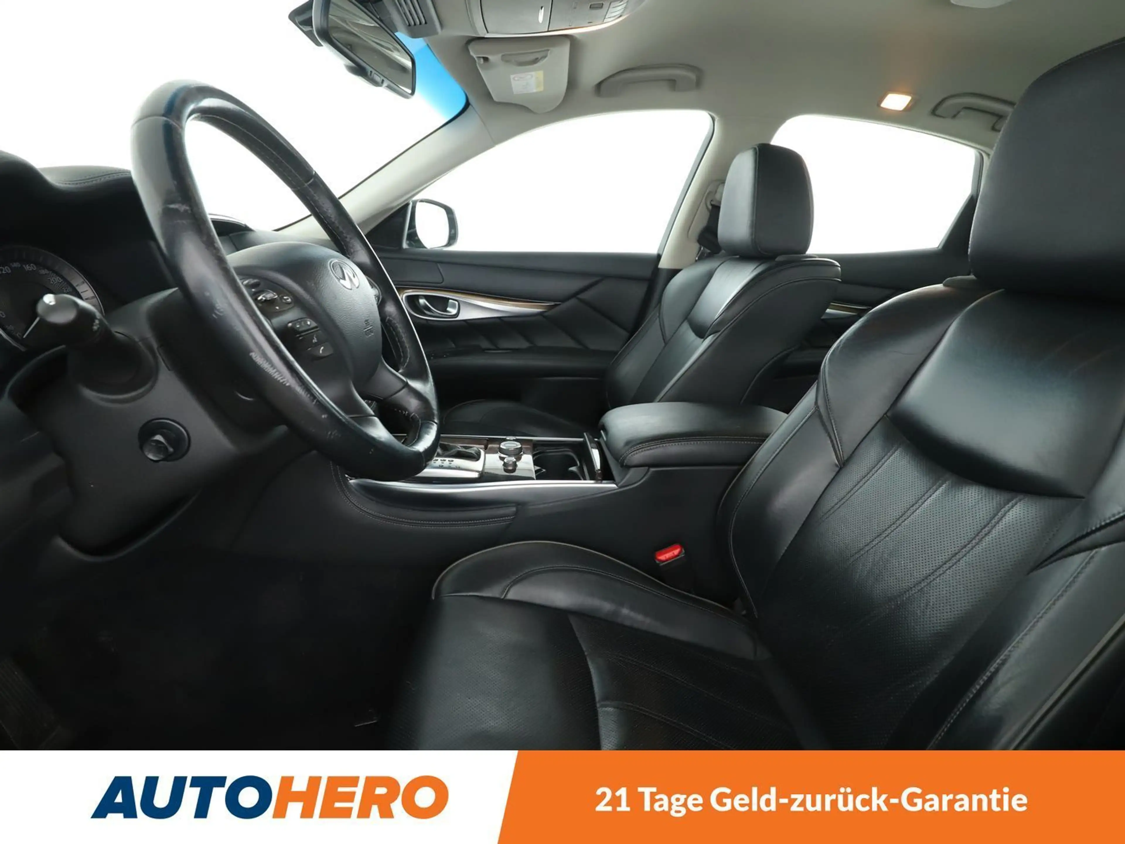 Infiniti Q70 2.2 Diesel Premium Tech Aut.*NAVI*ACC*360°*PDC*SHZ — photo 10