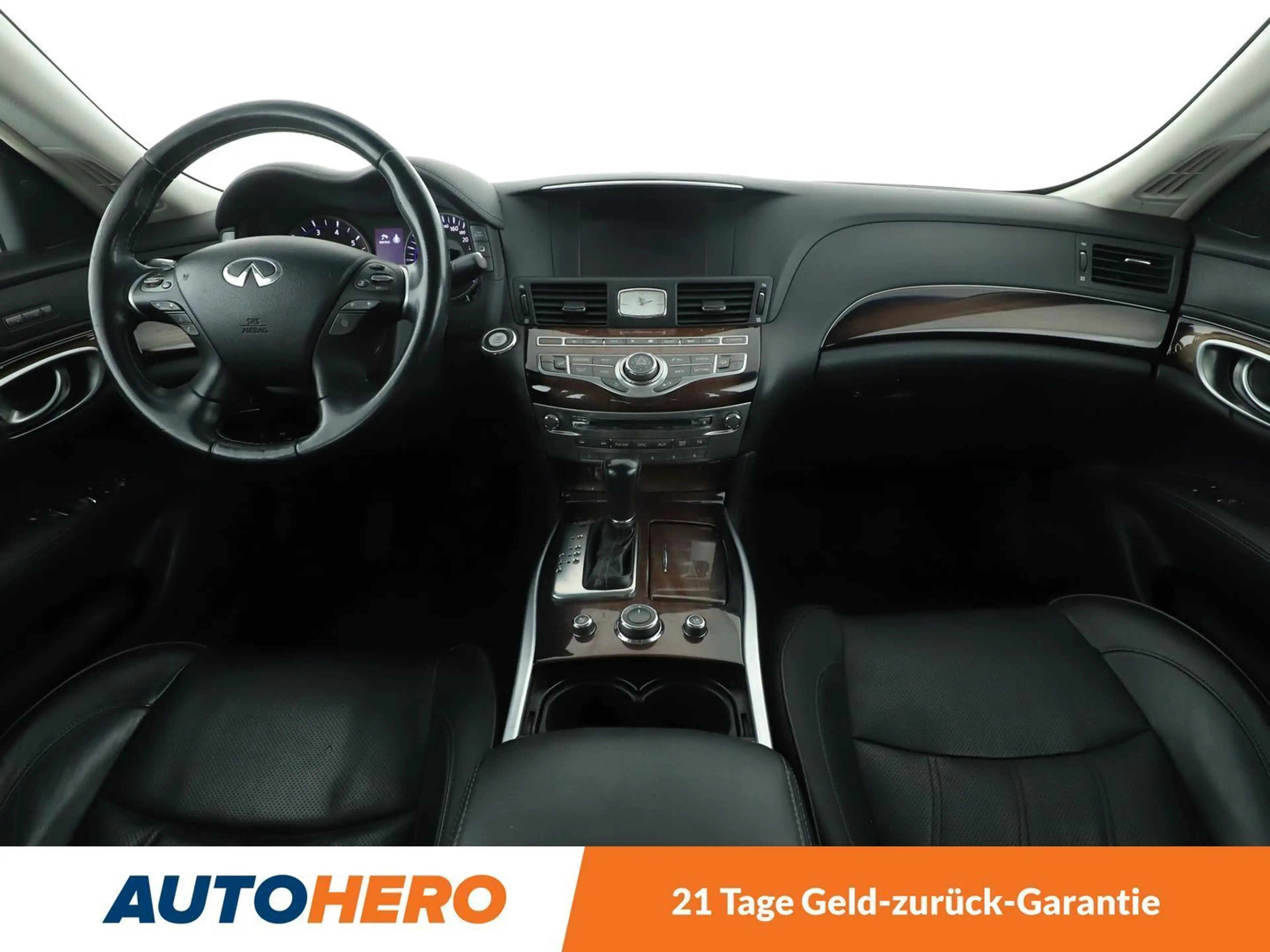 Infiniti Q70 2.2 Diesel Premium Tech Aut.*NAVI*ACC*360°*PDC*SHZ — photo 12