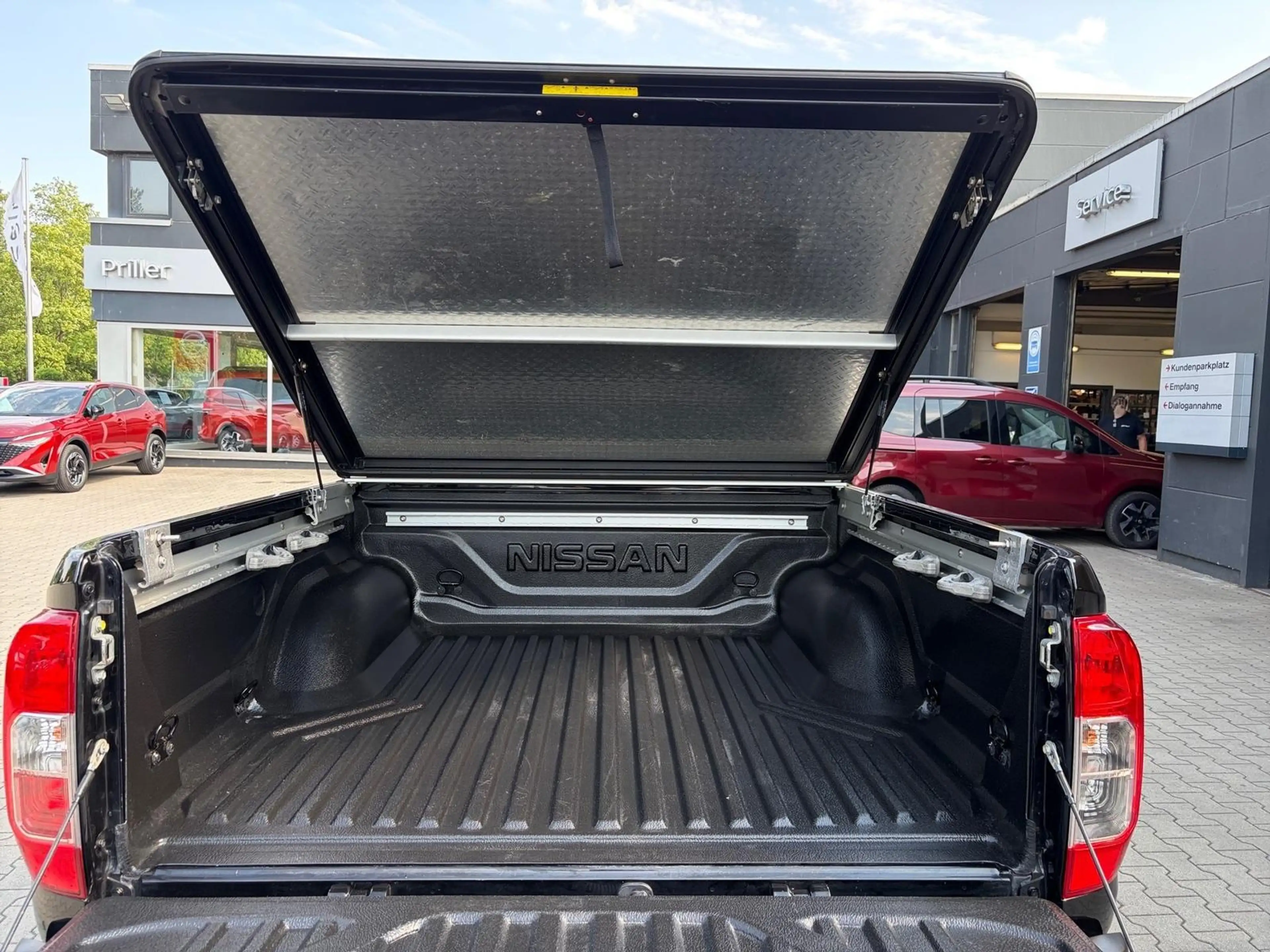 Nissan Navara N-Guard Double Cab AT *SHZ/LED/KAMERA* — photo 14