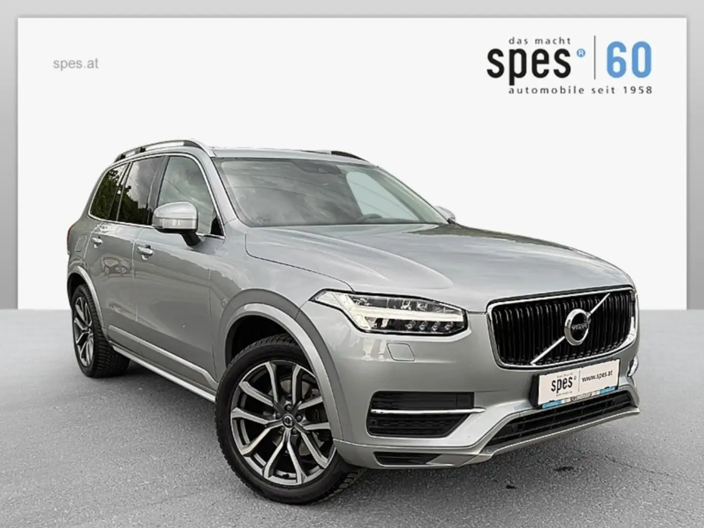 Volvo XC90 D5 MO 5-S Silber - 1