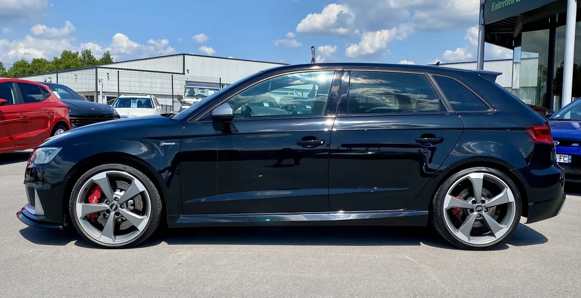Audi RS3 Sportback 8V1 / 2.5l 5 Cylindres 367 CH S-tronic 7 Noir - 2