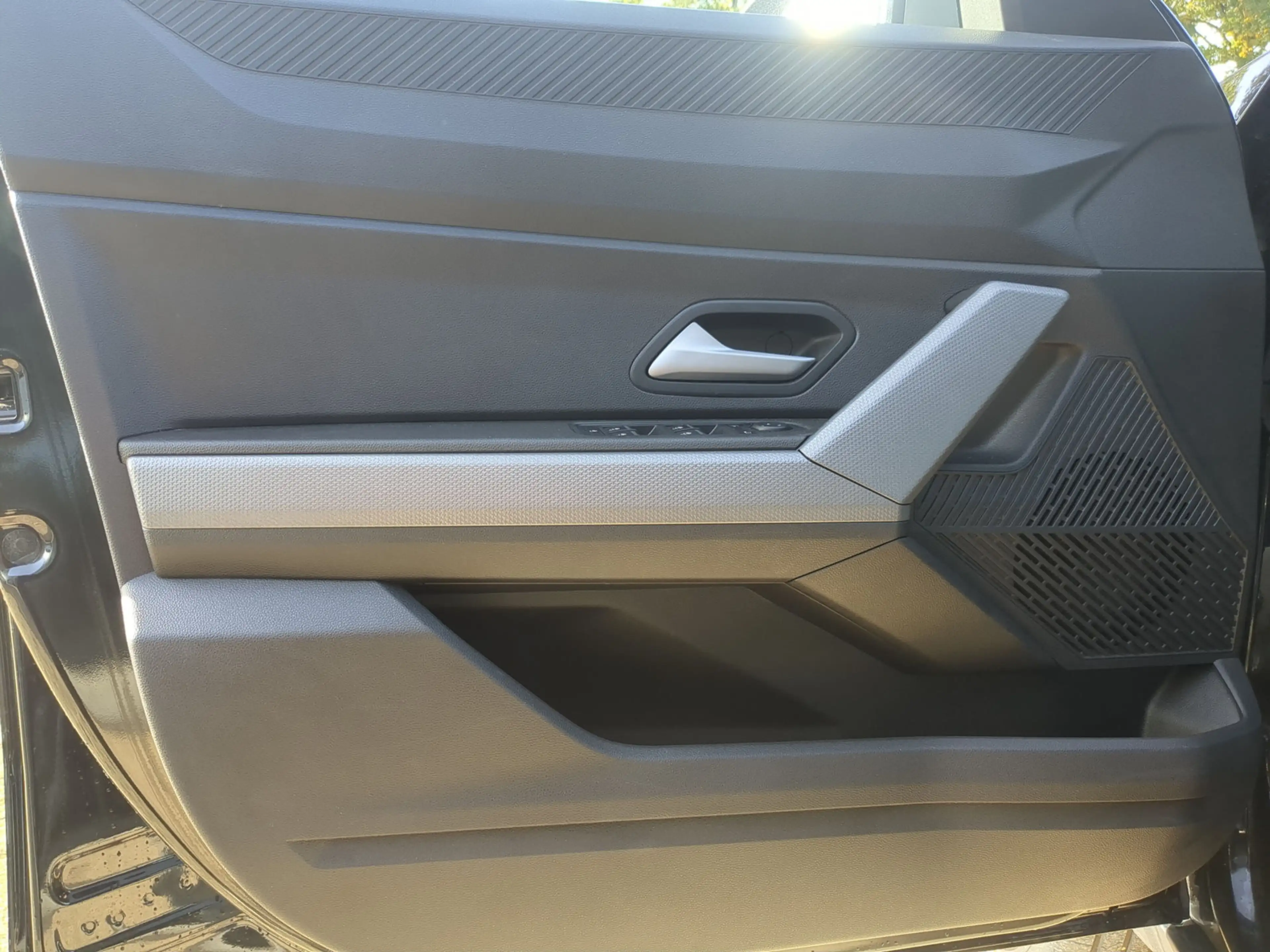 Dacia Duster TCe 140 Expression Winterpaket+Navi+LED — photo 13